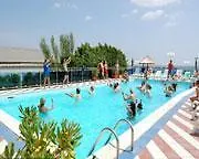 فندق Club Bikini & Tropicana