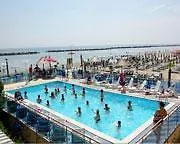 Club Bikini & Tropicana